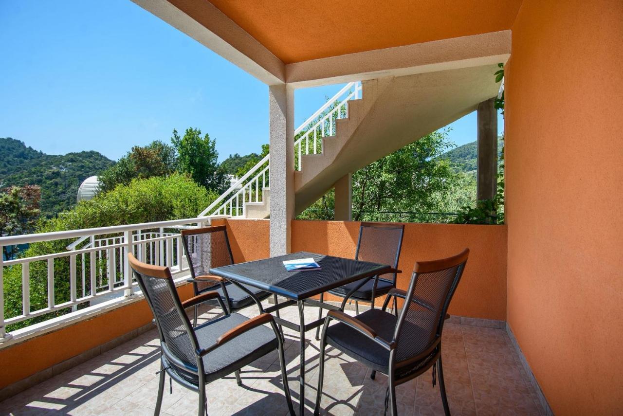 Stermasi Apartments Saplunara Exteriér fotografie