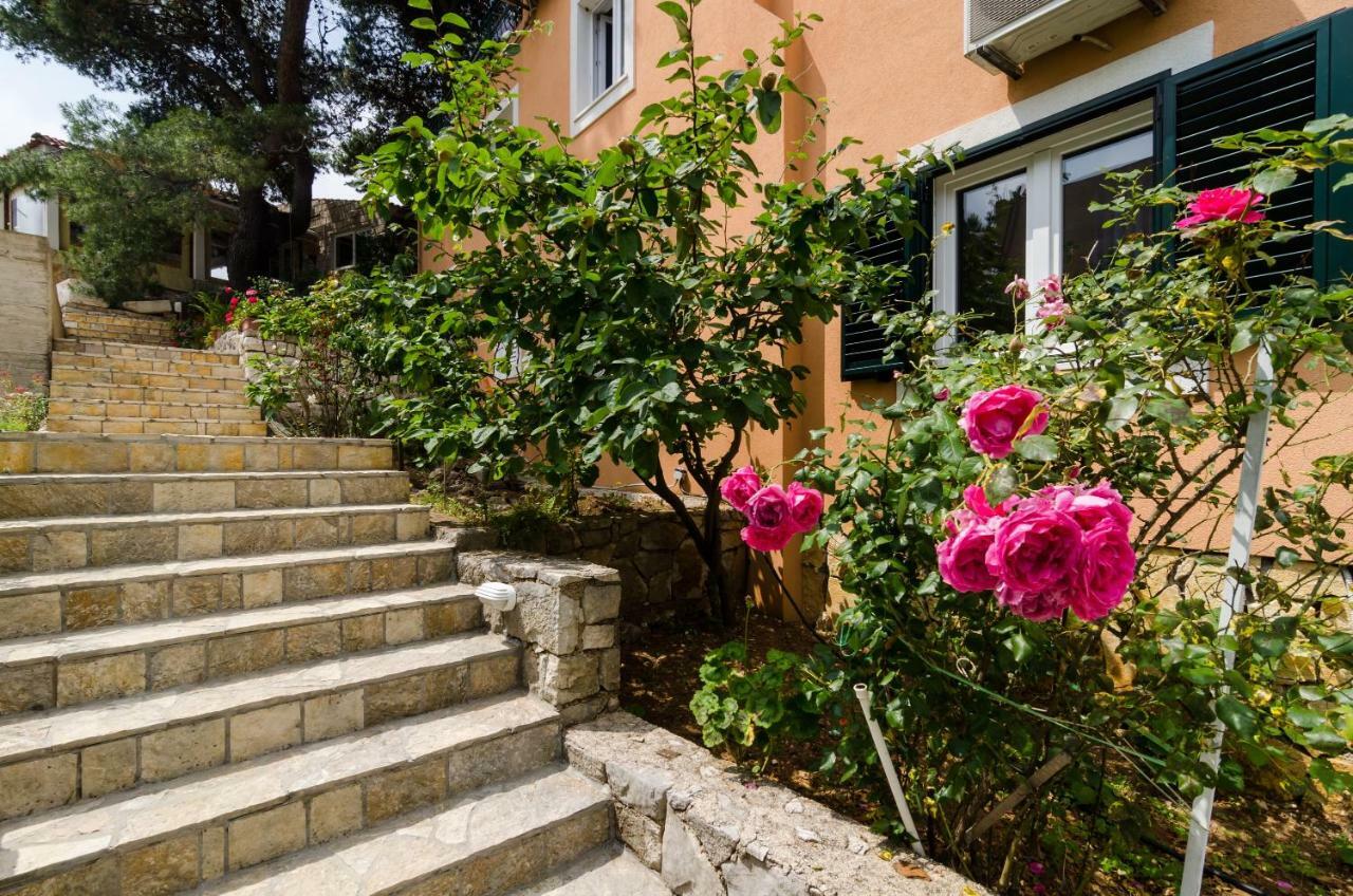 Stermasi Apartments Saplunara Exteriér fotografie